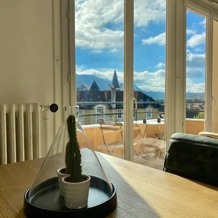 Toit-terrasse Traversant Plein Centre 100m Du Lac * Annecy