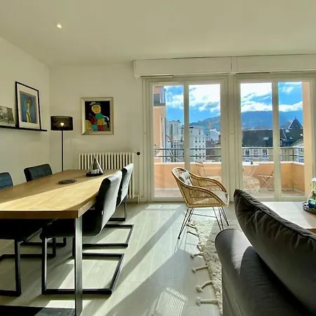 Apartament Toit-terrasse Traversant Plein Centre 100m Du Lac *