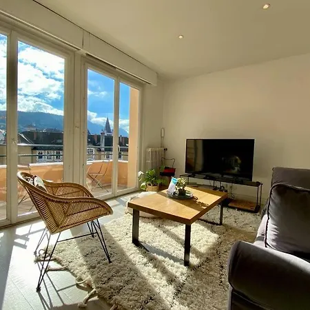 Apartament Toit-terrasse Traversant Plein Centre 100m Du Lac